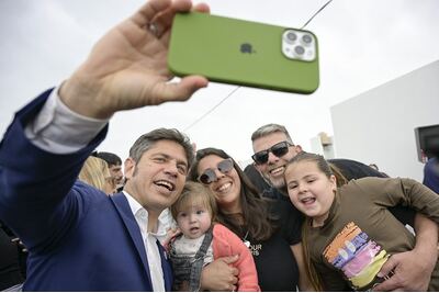 San Vicente: Kicillof entregó 64 viviendas a familias locales