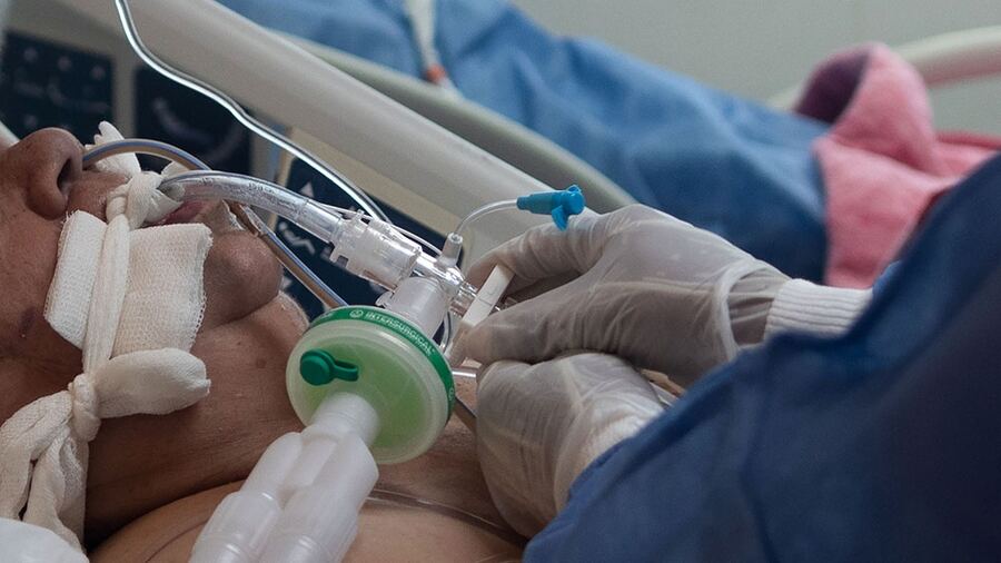 Funcionarios bonaerenses advierten sobre un inminente "colapso sanitario"
