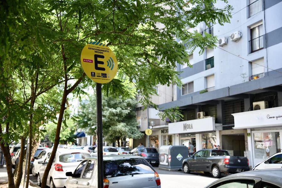 La Plata: el Municipio levanta el cobro del Estacionamiento Medido hasta fin de mes