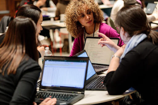 Encuentro internacional para visibilizar el rol de las mujeres en la ciencia de datos