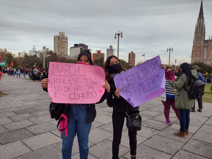 En un nuevo aniversario del Ni Una Menos, el colectivo feminista movilizó en La Plata