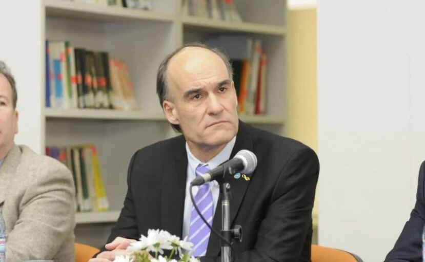 Simonetti: "Sólo un tercio de las escuelas cuentan con calefacción para poder abrir"