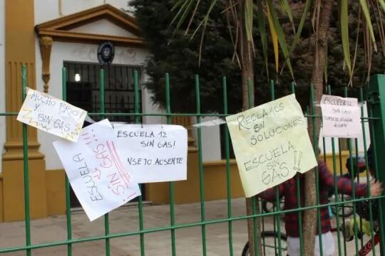 Simonetti: "Sólo un tercio de las escuelas cuentan con calefacción para poder abrir"