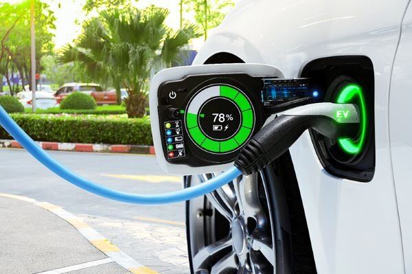 Diego Delfino: "Hay que crear soluciones de transporte sostenibles que faciliten el aprovechamiento de energías renovables"