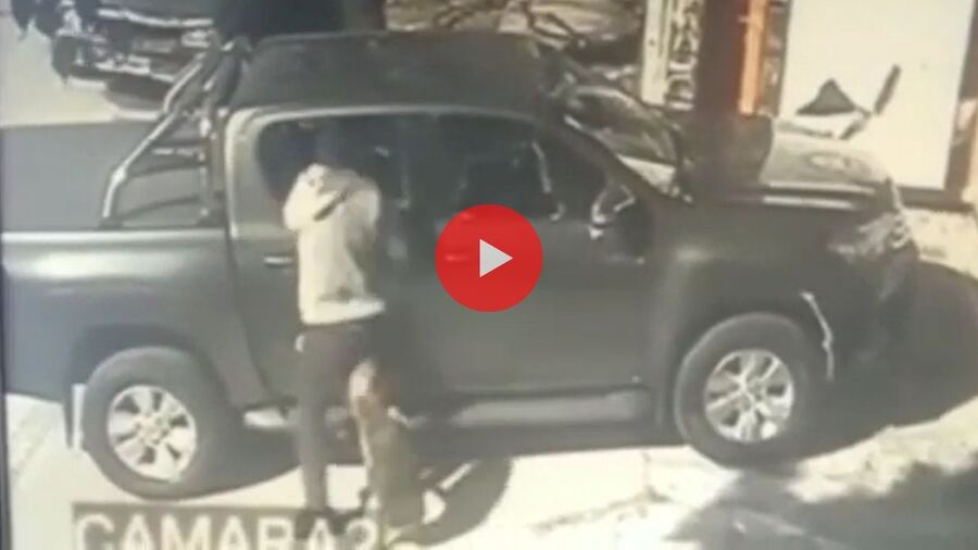 VIDEO | Quilmes: intentó robarle a un vecino y fue mordido por un perro
