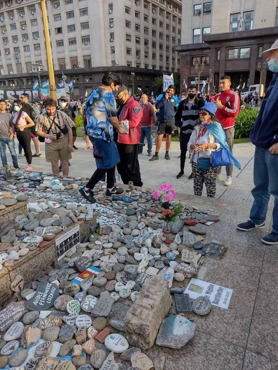 El repudio de familiares de dos jóvenes fallecidas durante la cuarentena