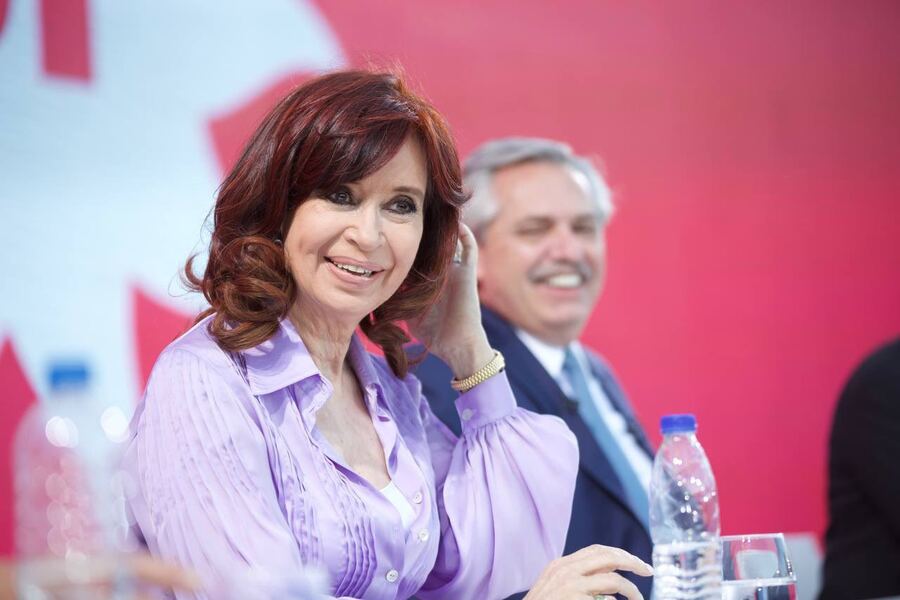 Después de algunas dudas, CFK confirmó que no asistirá a la sede del Frente de Todos