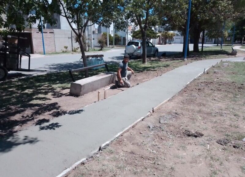 Rojas: Avanzan los trabajos en la plazoleta del Covendiar y en accesos a la ciudad