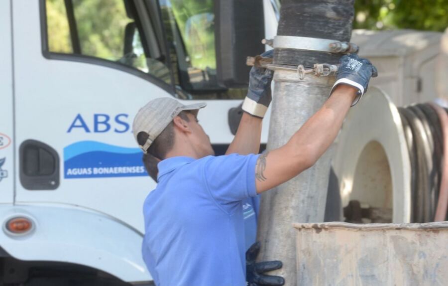 La Plata: Por trabajos de ABSA faltará agua en un sector de la ciudad