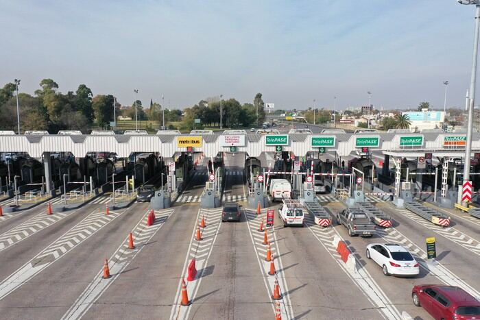 Anuncian la eliminación de las cabinas de peajes de la autopista Illia