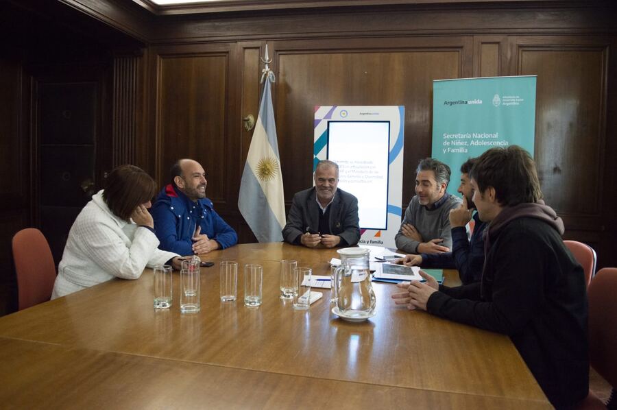 Baradero: La Comuna y Nación firman convenios para beneficiar a jardines municipales