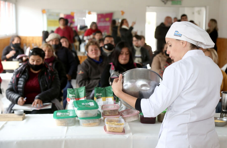 La Plata: Brindan talleres con buena salida laboral para promover la autonomía económica de las mujeres