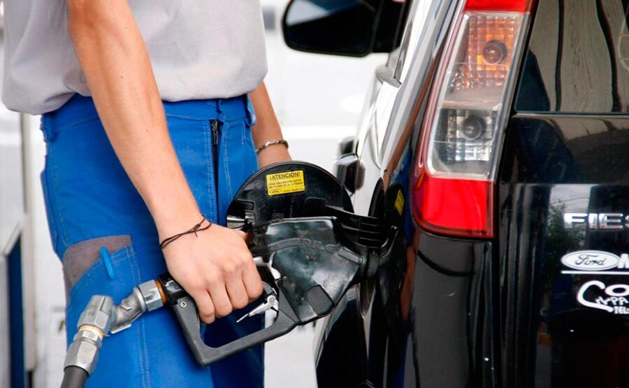 La nafta y el gasoil aumentaron un 4% promedio