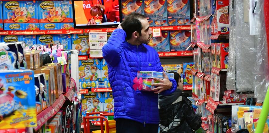 Las ventas por el Día de las Infancias cayeron 14,4% frente al 2023