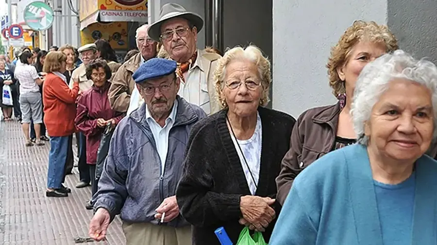Oficializan un nuevo bono para jubilados de 70 mil pesos en octubre