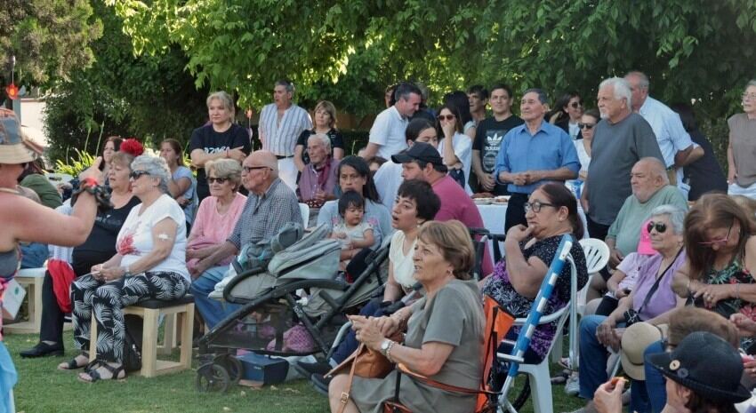 Madariaga: Se realizó un Festival Solidario a beneficio del Hogar de Ancianos "La Sagrada Familia"