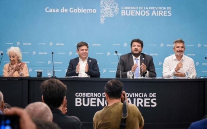 La Plata: Kicillof encabezó un acto por el Día Internacional de los Derechos Humanos