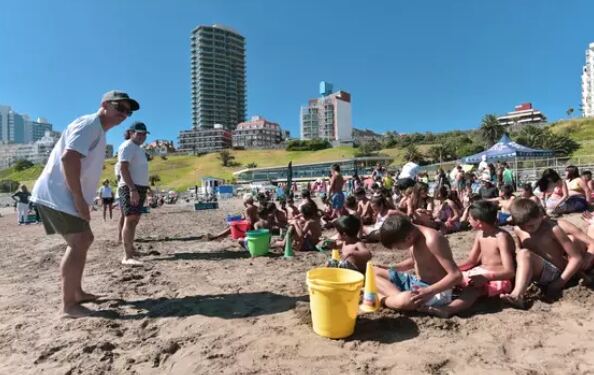 Mar del Plata: Comenzó una nueva edición del Programa Mar de Chicos