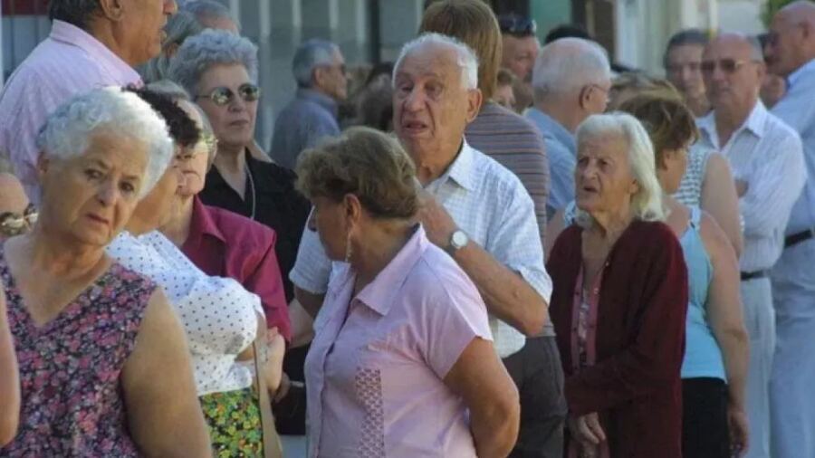 Oficializan un aumento del 2,15% para jubilaciones y pensiones en julio