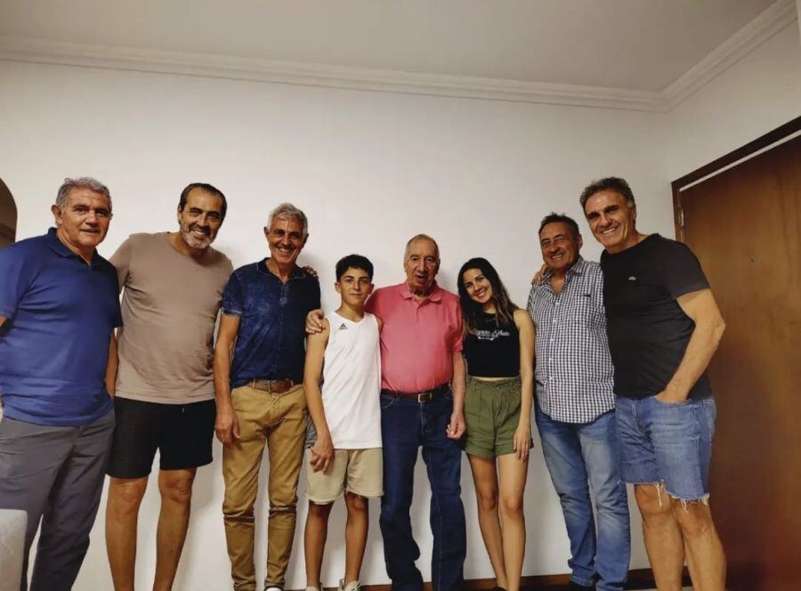 Los campeones del mundo del 86 visitaron a Carlos Bilardo