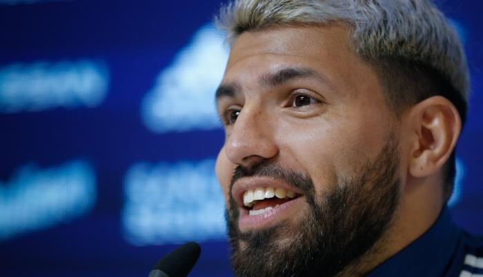 Denuncian al Kun Agüero por incitación a la violencia contra el árbitro del clásico de Avellaneda