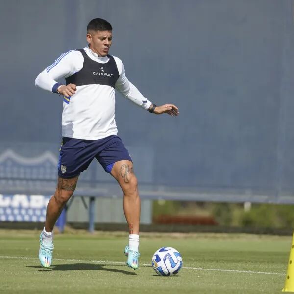 Rojo se desgarró y su esperada vuelta a Boca se retrasó