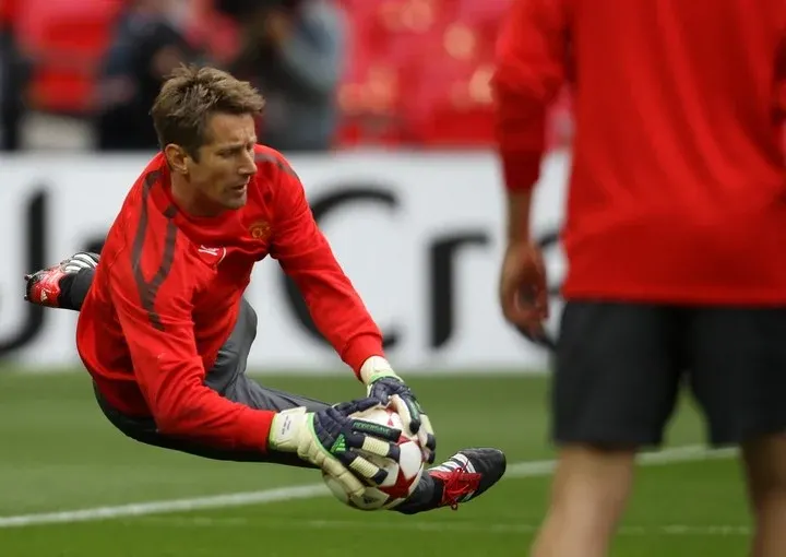 Edwin van der Sar sufrió un ACV y está internado en terapia intensiva