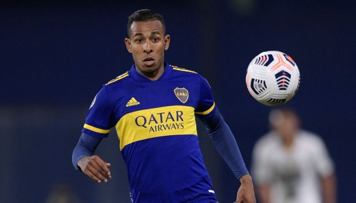 En medio del conflicto con Boca, Sebastian Villa se entrenó en un equipo del ascenso de España