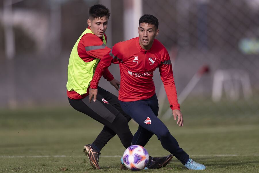 ¡Mala noticia en Independiente! Se lesionó Barcia y está en duda para el comienzo de la Copa de la Liga