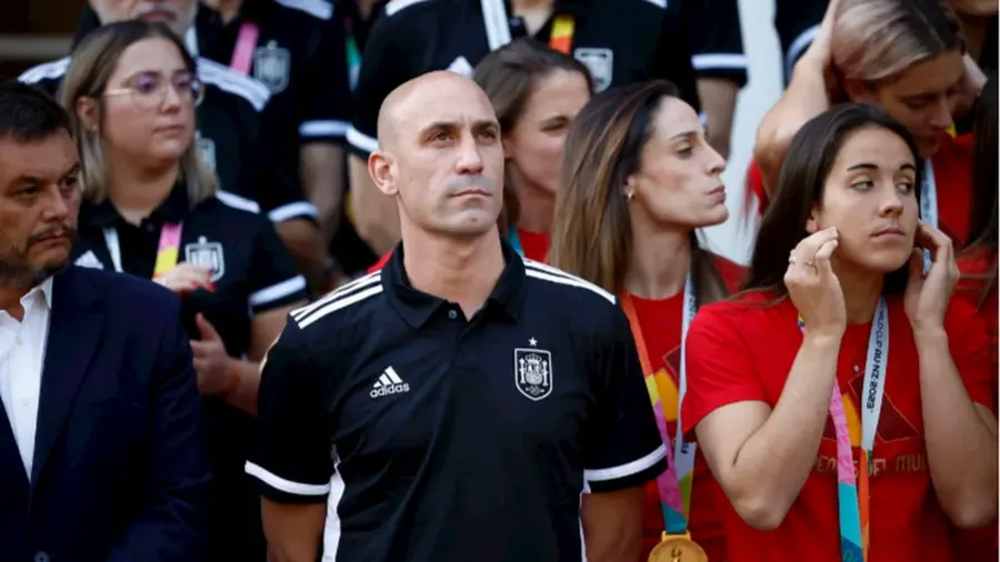 Luis Rubiales comunicó su renuncia a la Federación Española de Fútbol