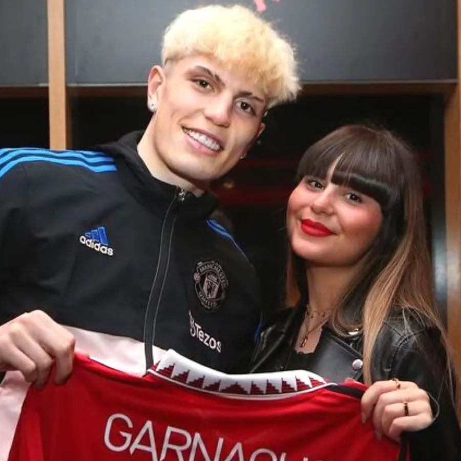 Alejandro Garnacho y Eva García se convirtieron en padres