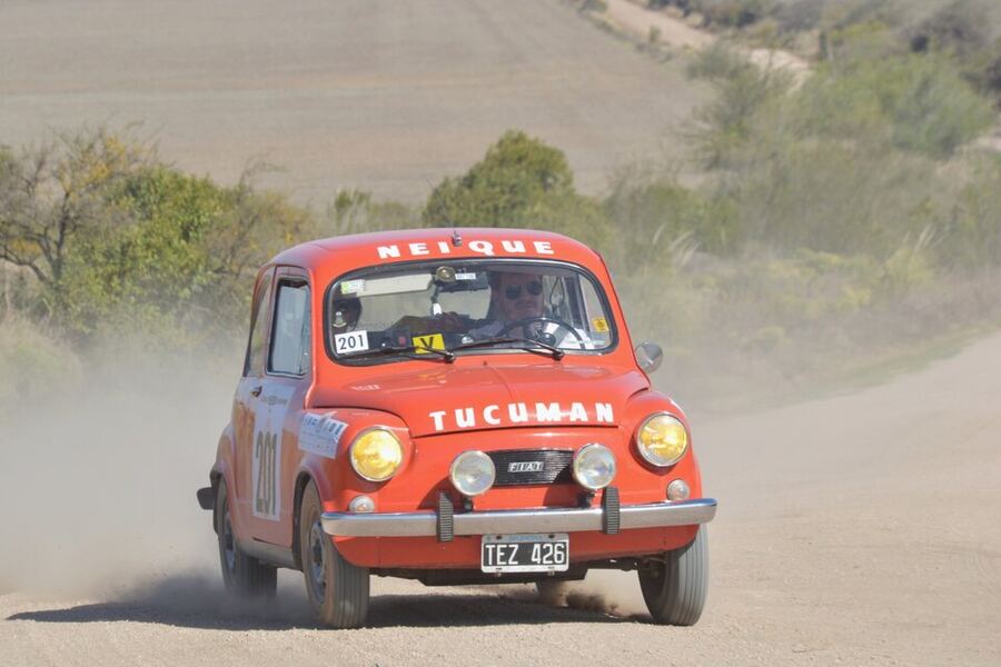 Gran Premio Histórico: el increíble viaje de CocoDe Tucumán por toda la Argentina en un Fiat 600 del '79