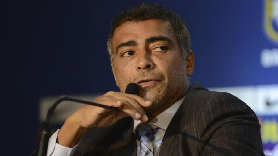 Romario liquidó a Boca en la antesala de la final de la Copa Libertadores