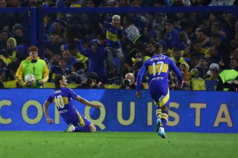 Boca dio el primer golpe ante Cruzeiro en la Bombonera y marcha a Brasil con la ventaja