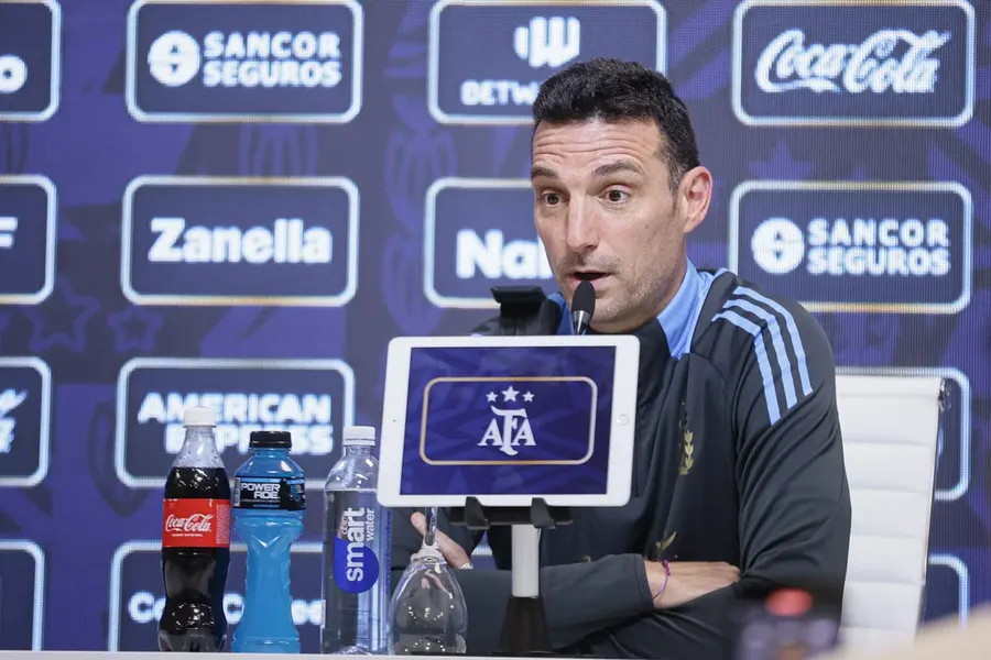 Scaloni, antes del partido con Chile: de "no sabemos si Messi va a jugar de arranque" a "daremos la oportunidad a algún chico