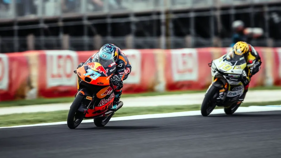 Moto3: Valentín Perrone y Marco Morelli se presentan en el Gran Premio de Malasia