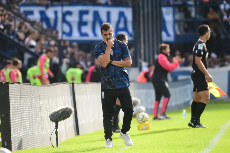 Gimnasia atraviesa horas decisivas tras la salida de Fernando Zaniratto